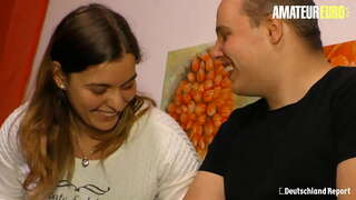 ���ือสมัครเล่นแน่นอยูโร-เซ็กซี่ก้น Deutsche ภรรยาได้น่ะซวยดีโดยเหมือน Hubby