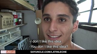 Construção Rapaz Chupa O Pau Para O Dinheiro Extra